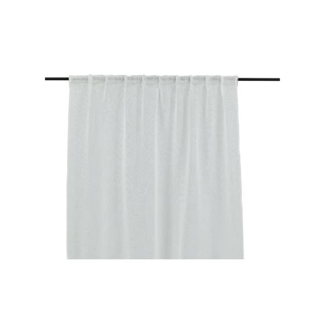 Denna produkten heter Vardoft, tillverkad av Polyester material med en vacker Vit färg - SE Mattor