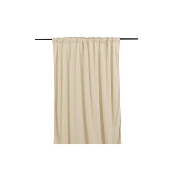 Denna produkten heter Lavendelvind, tillverkad av Polyester material med en vacker Beige färg - SE Mattor