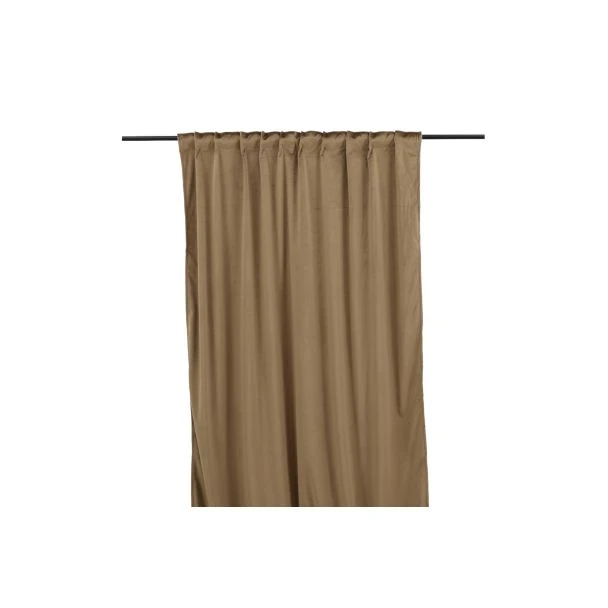Denna produkten heter Lavendelvind, tillverkad av Polyester material med en vacker Sand färg - SE Mattor