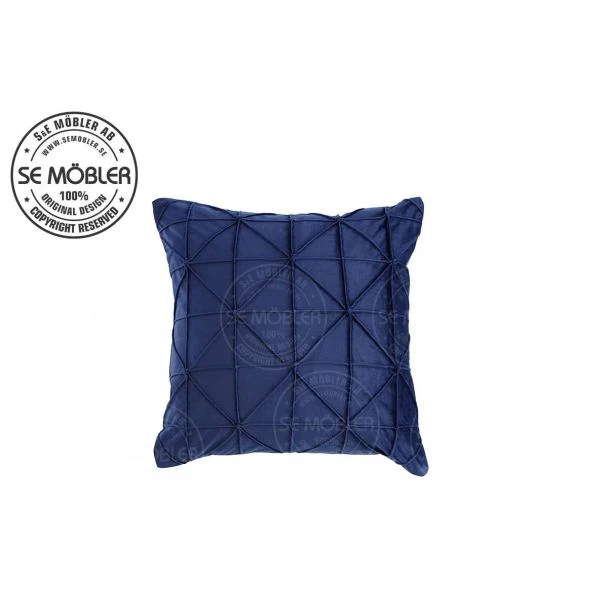 Denna produkten heter Linn, tillverkad av Polyester material med en vacker Blå färg - SE Mattor