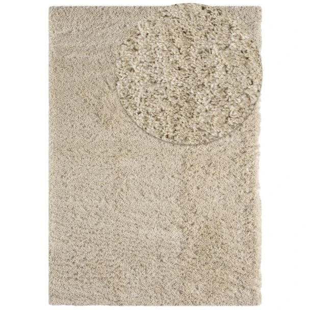 Denna produkten heter Furry, tillverkad av Polypropylen material med en vacker Beige färg - SE Mattor
