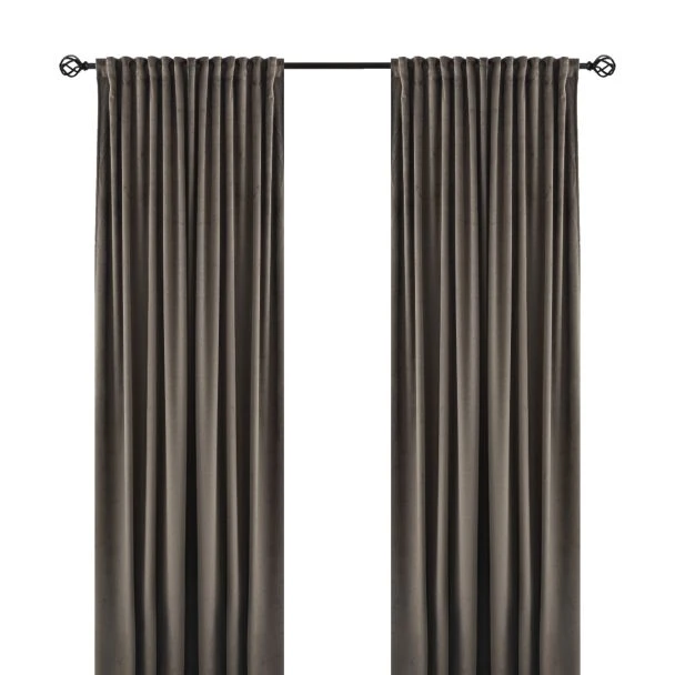 Denna produkten heter Mathilde, tillverkad av Polyester material med en vacker Taupe färg - SE Mattor