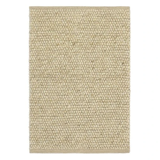 Denna produkten heter Pamel, tillverkad av Ull material med en vacker Beige färg - SE Mattor