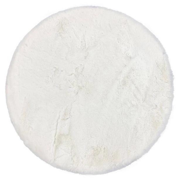 Denna produkten heter Rabbit Fur, tillverkad av Polyester material med en vacker Vit färg - SE Mattor