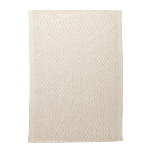 Denna produkten heter Velvaya, tillverkad av Ull material med en vacker Offwhite färg - SE Mattor